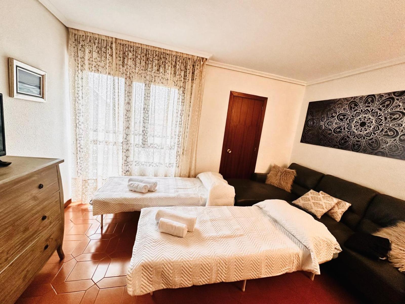 Somo, Atico En Primera Linea De Playa Y Surf Apartment